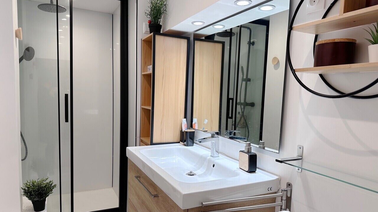 Photo of Bathroom in Talence