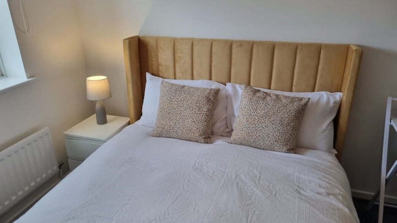 Photo of Bedroom in Wainscot
