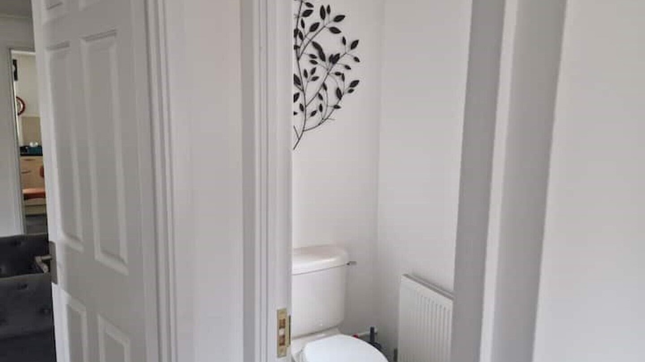 Photo of Bathroom in Wainscot