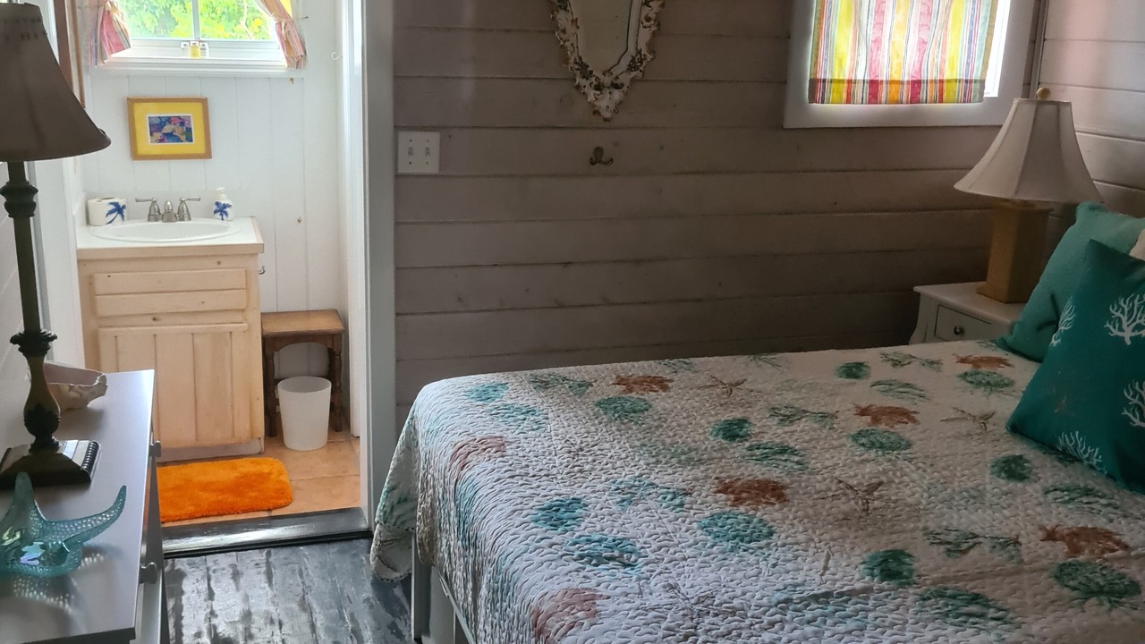Photo of Bedroom in Lubbers Quarters Cay