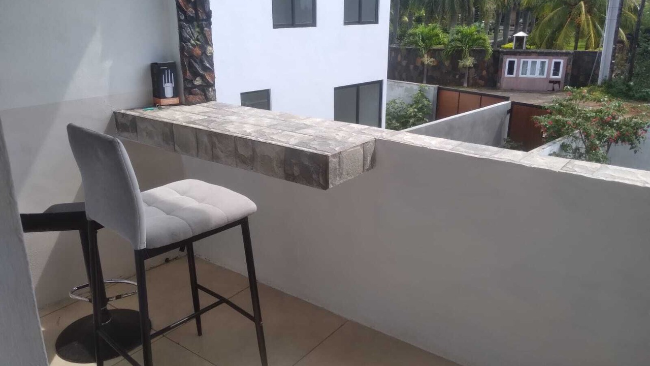 Photo of Patio Balcony in Calebasses