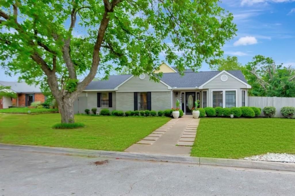 Photo of Outdoor in Grapevine