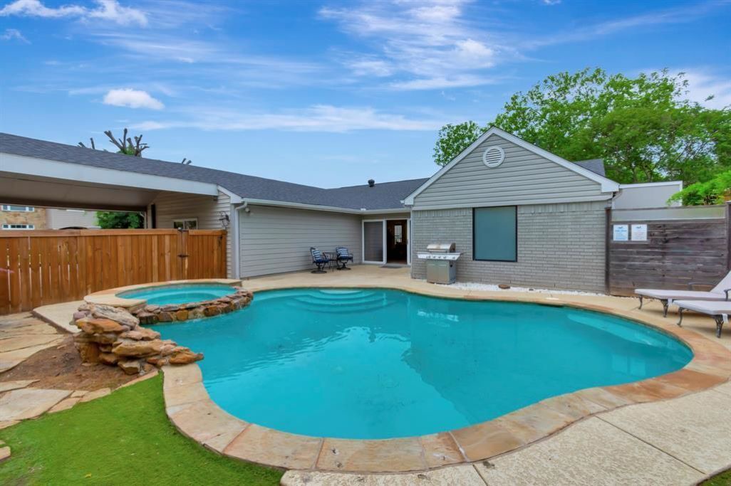 Photo of Outdoor in Grapevine