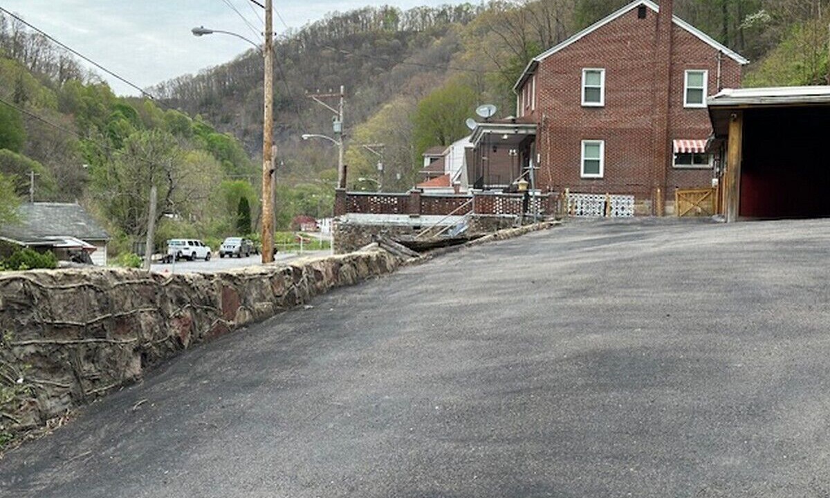 Photo of Others in Kyle