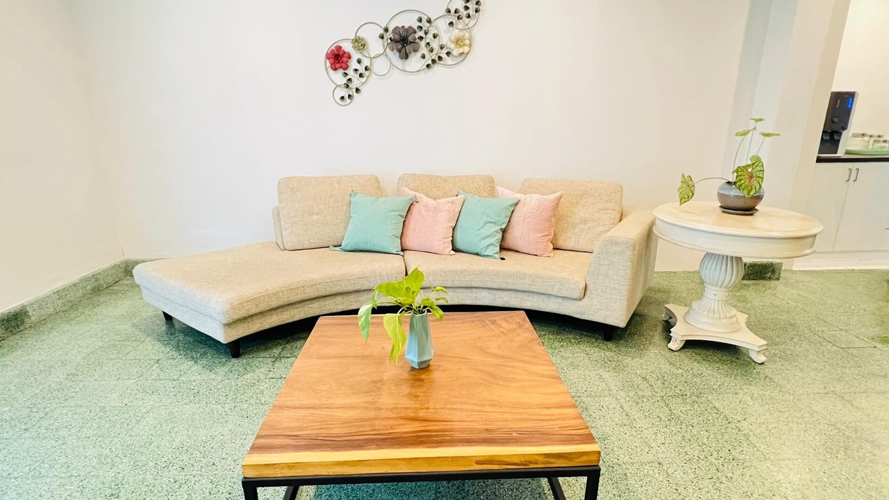 Photo of Livingroom in Downtown George Town
