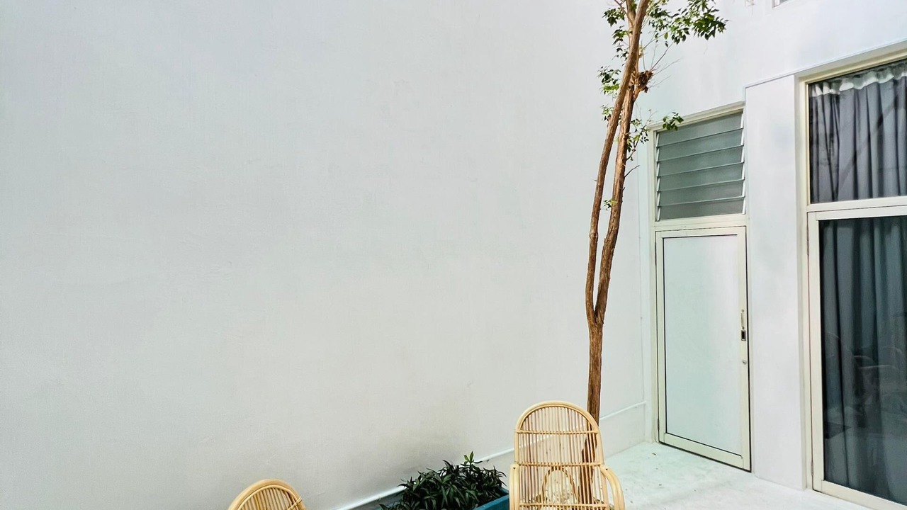 Photo of Patio Balcony in Downtown George Town