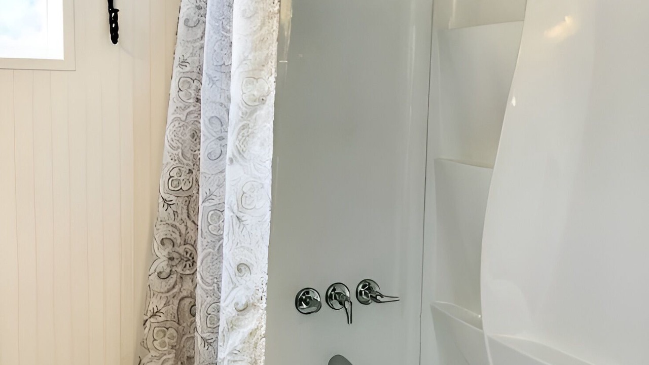 Photo of Bathroom in San Saba