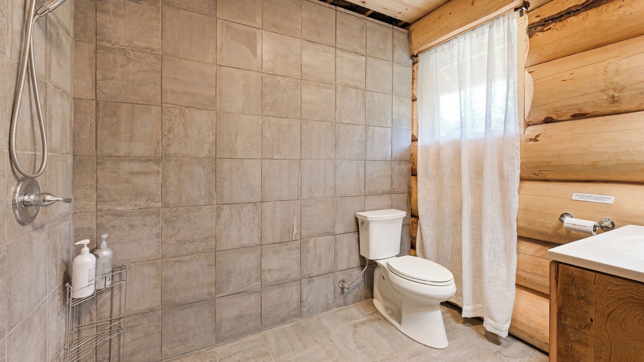 Photo of Bathroom in Hope