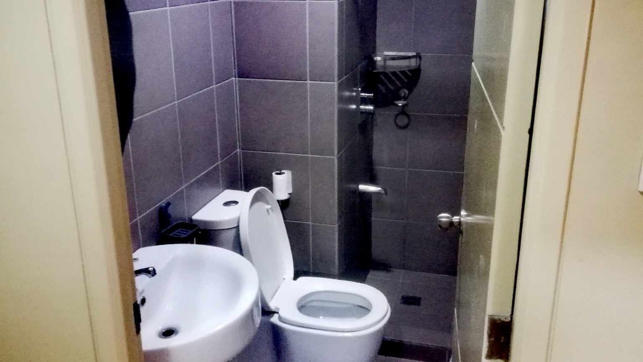 Photo of Bathroom in Salcedo Village