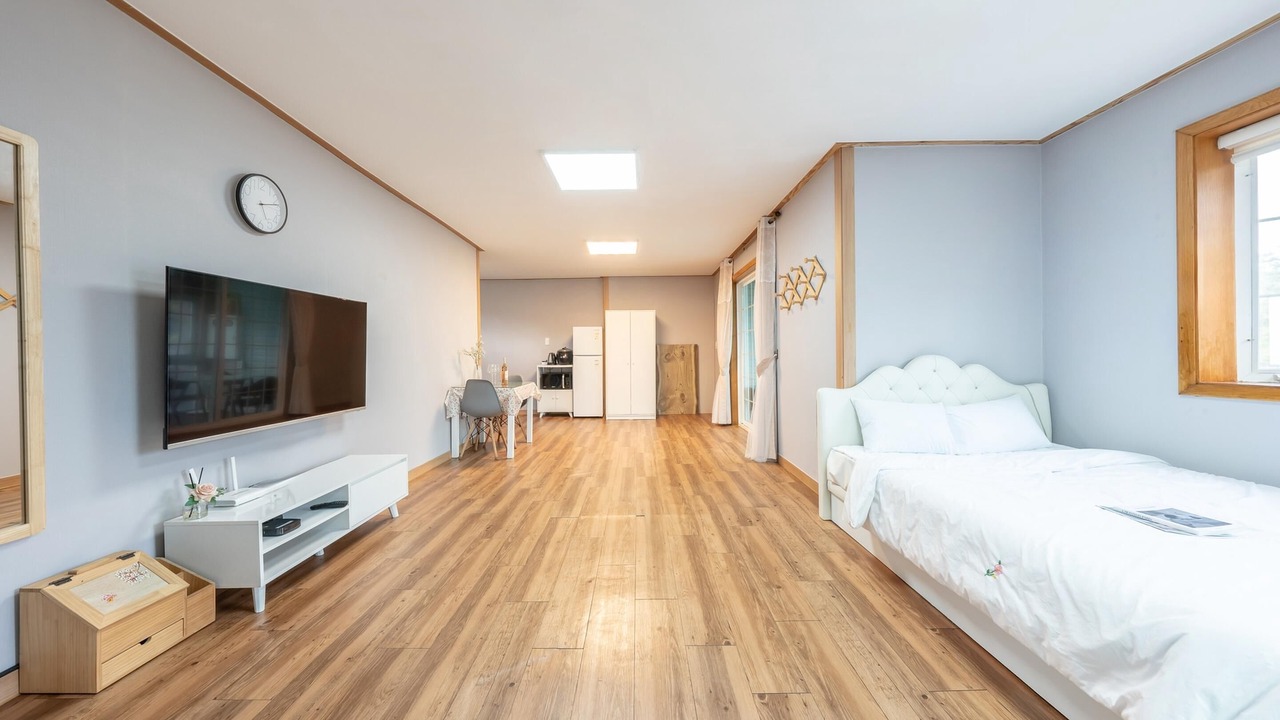 Photo of Bedroom in Mongdae