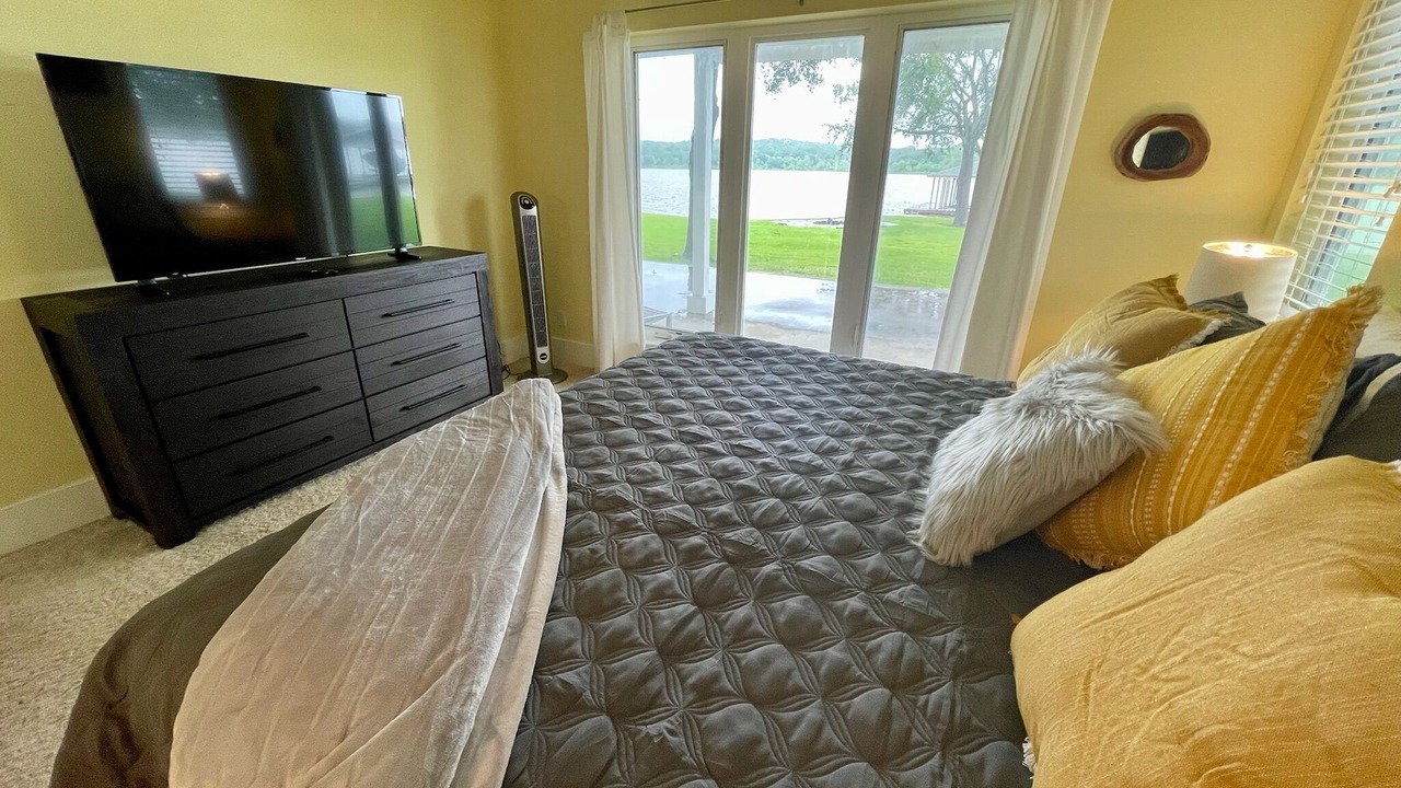 Photo of Bedroom in Log Cabin