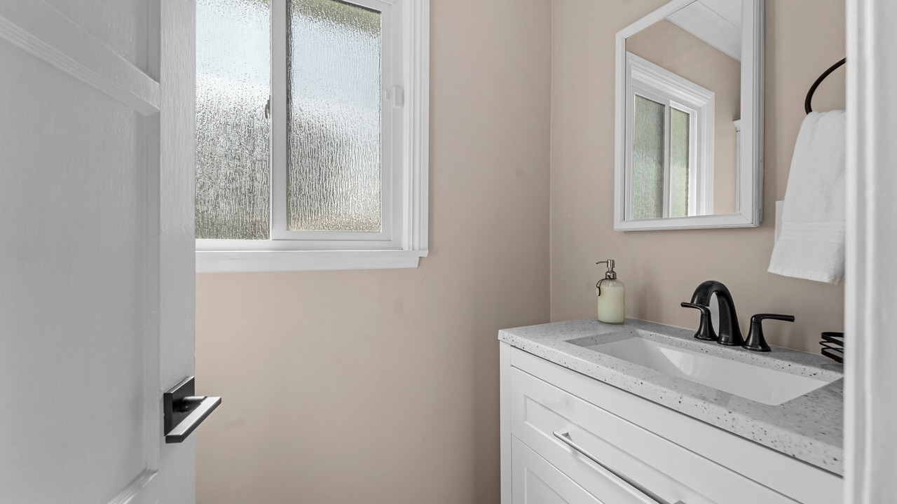 Photo of Bathroom in The Plaza