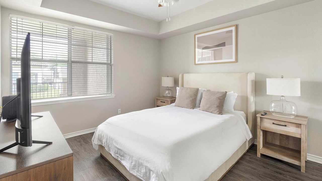 Photo of Bedroom in Fossil Creek