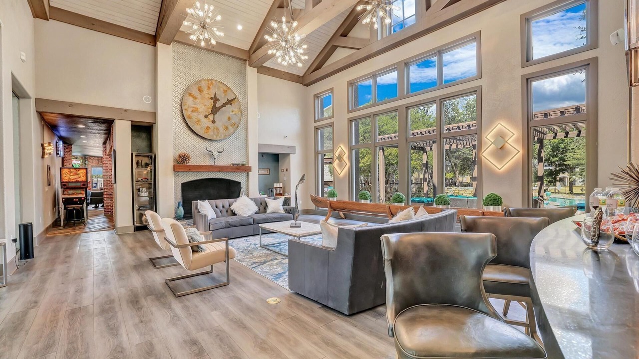 Photo of Livingroom in Fossil Creek