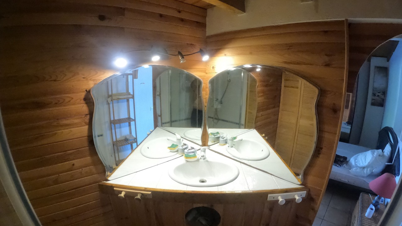 Photo of Bathroom in Morel
