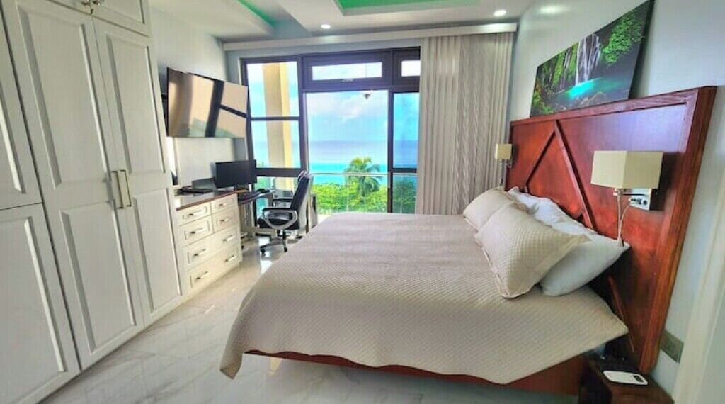 Photo of Bedroom in Castries