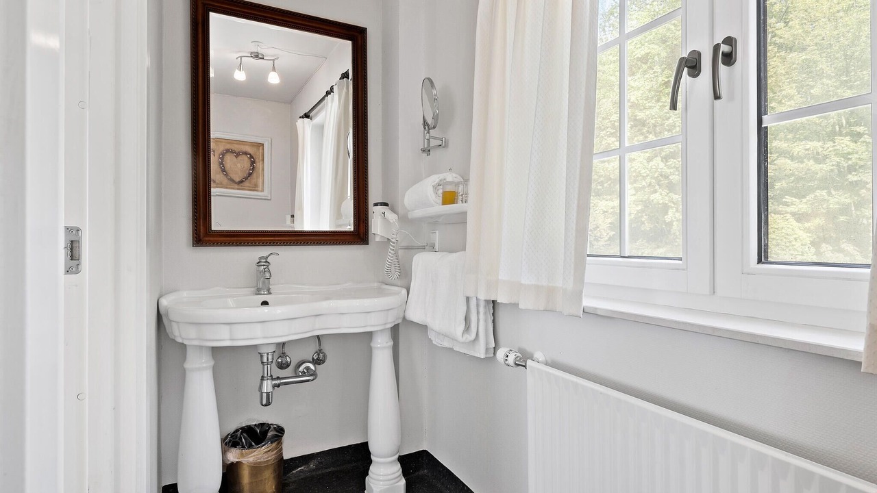 Photo of Bathroom in Faaborg