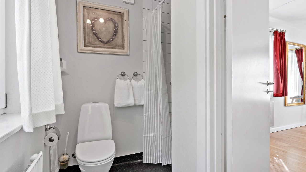 Photo of Bathroom in Faaborg