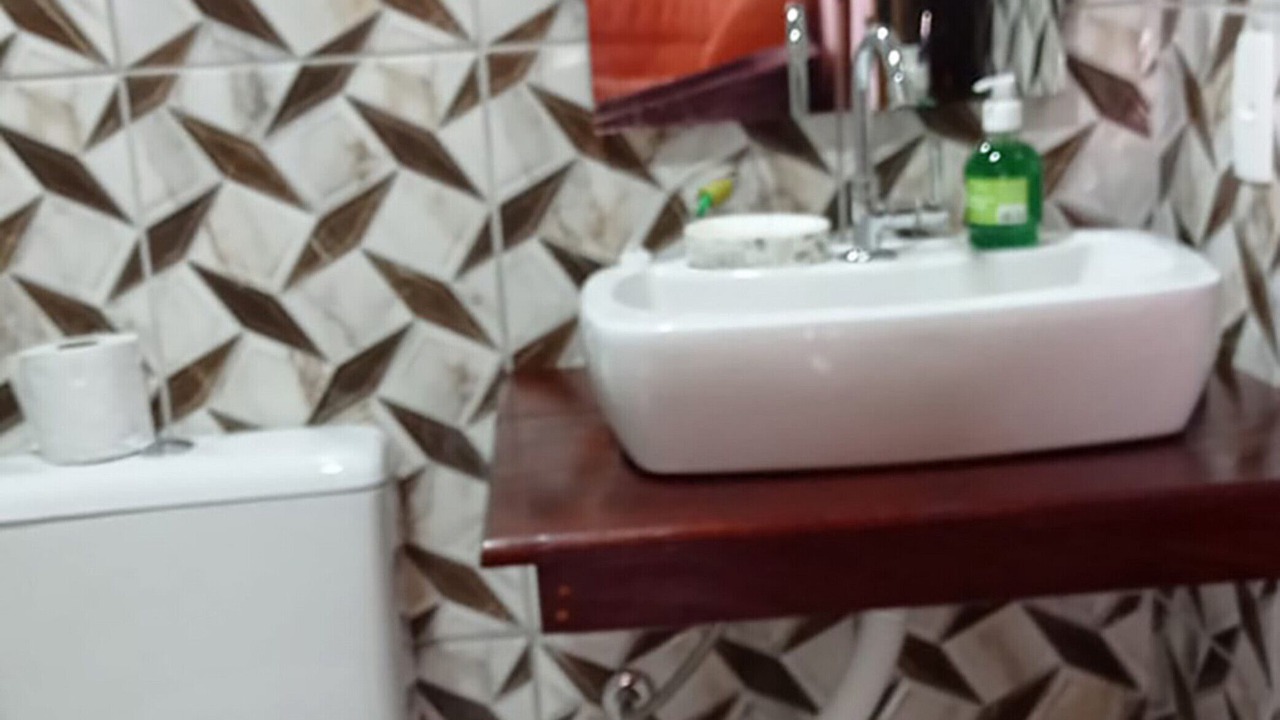 Photo of Bathroom in Extrema