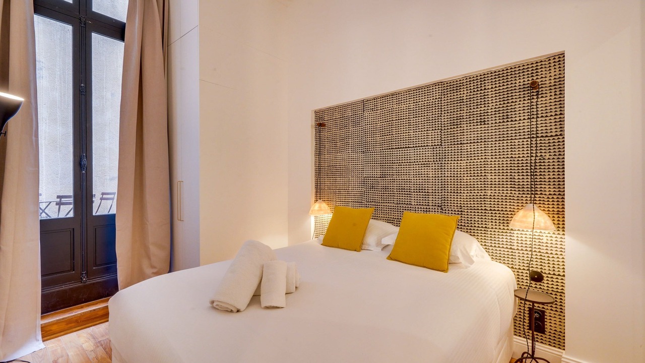 Photo of Bedroom in Bordeaux City Centre
