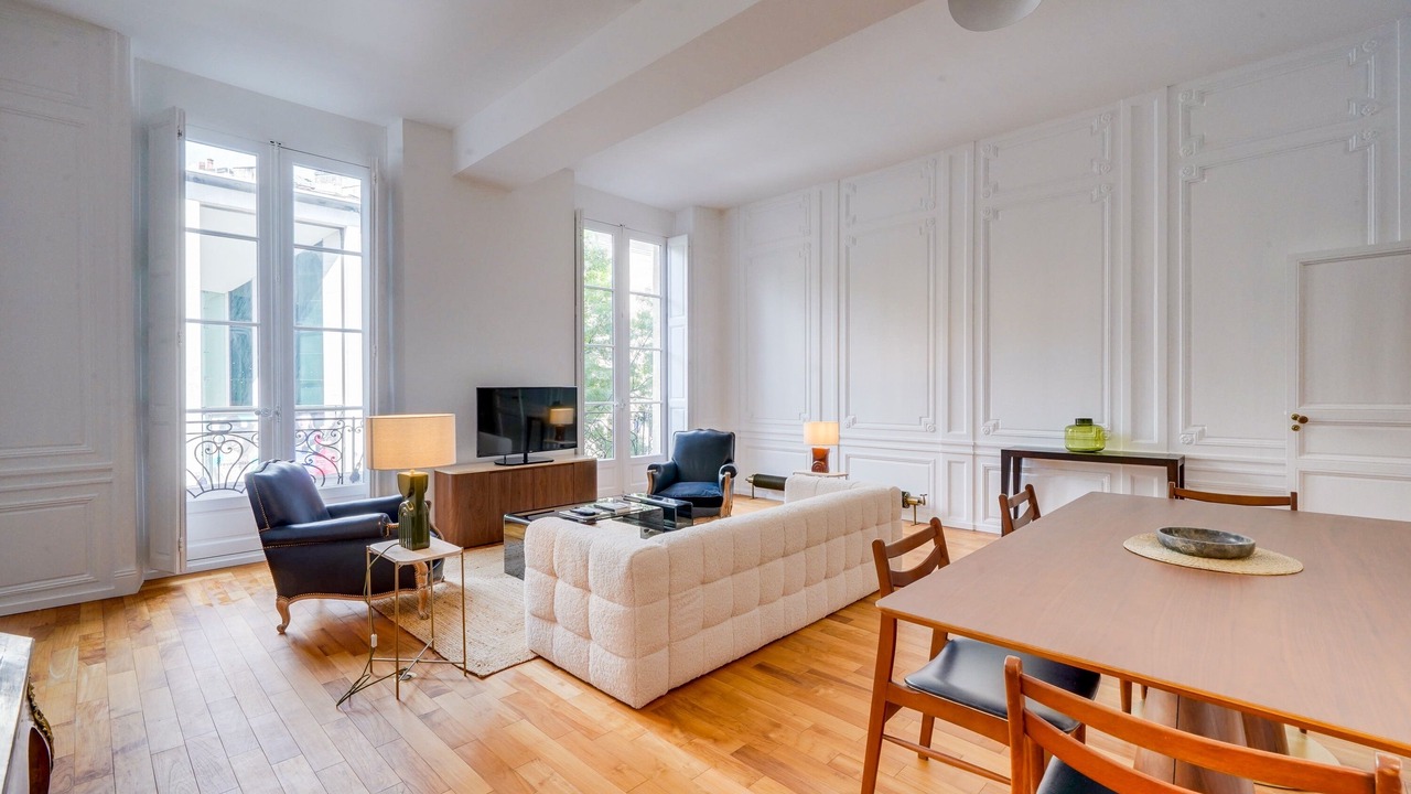 Photo of Livingroom in Bordeaux City Centre