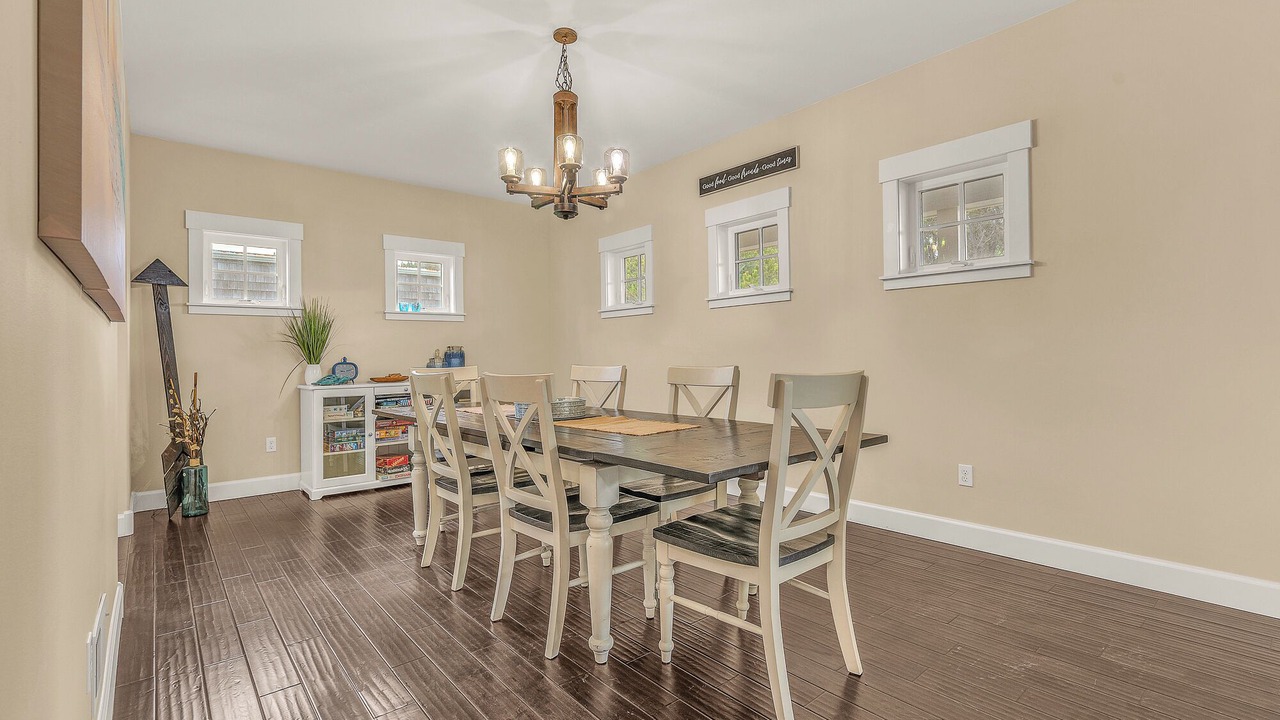 Photo of Livingroom in Warrenton