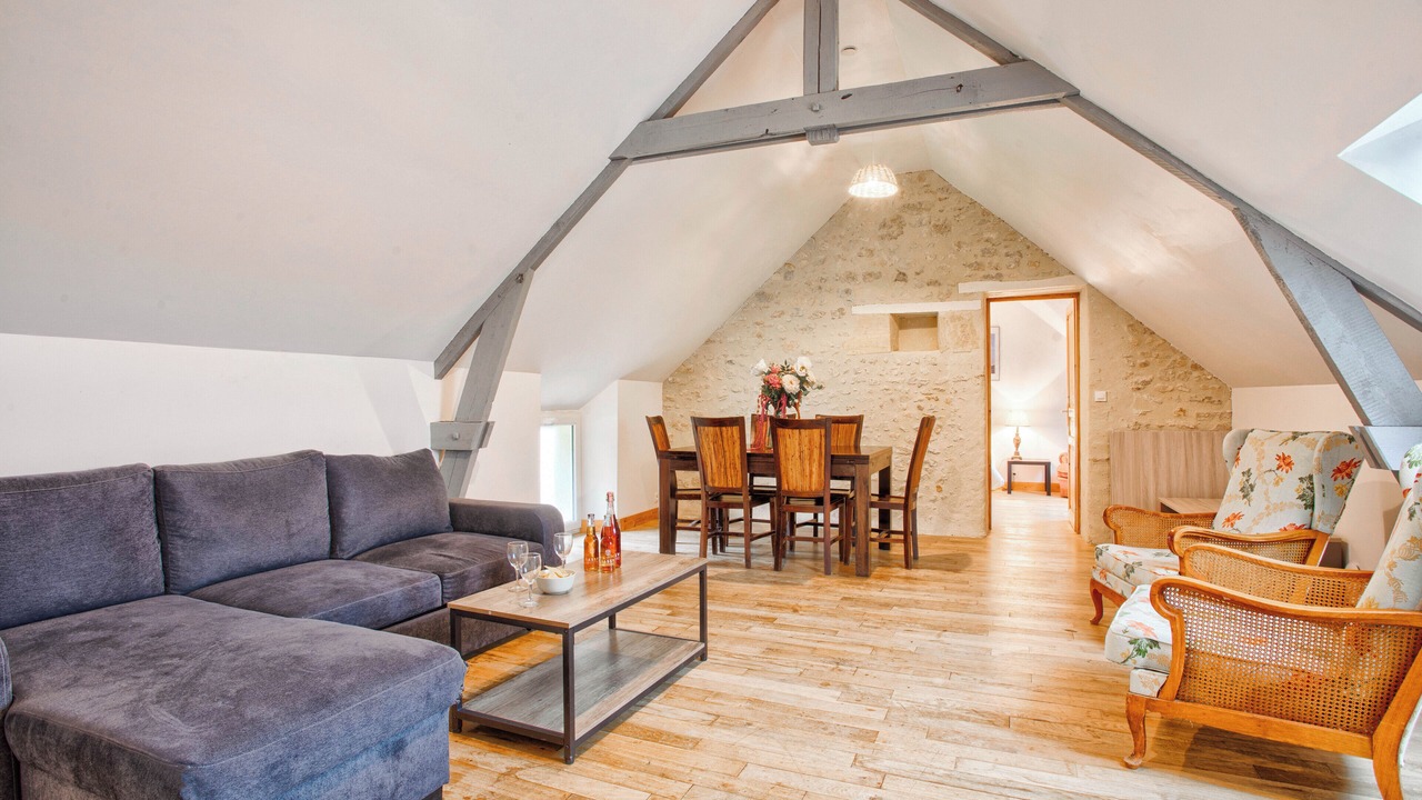 Photo of Livingroom in Sully