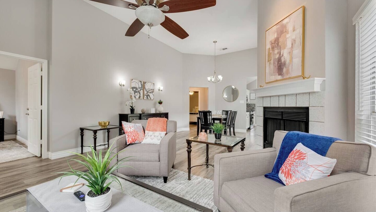 Photo of Livingroom in Coppell