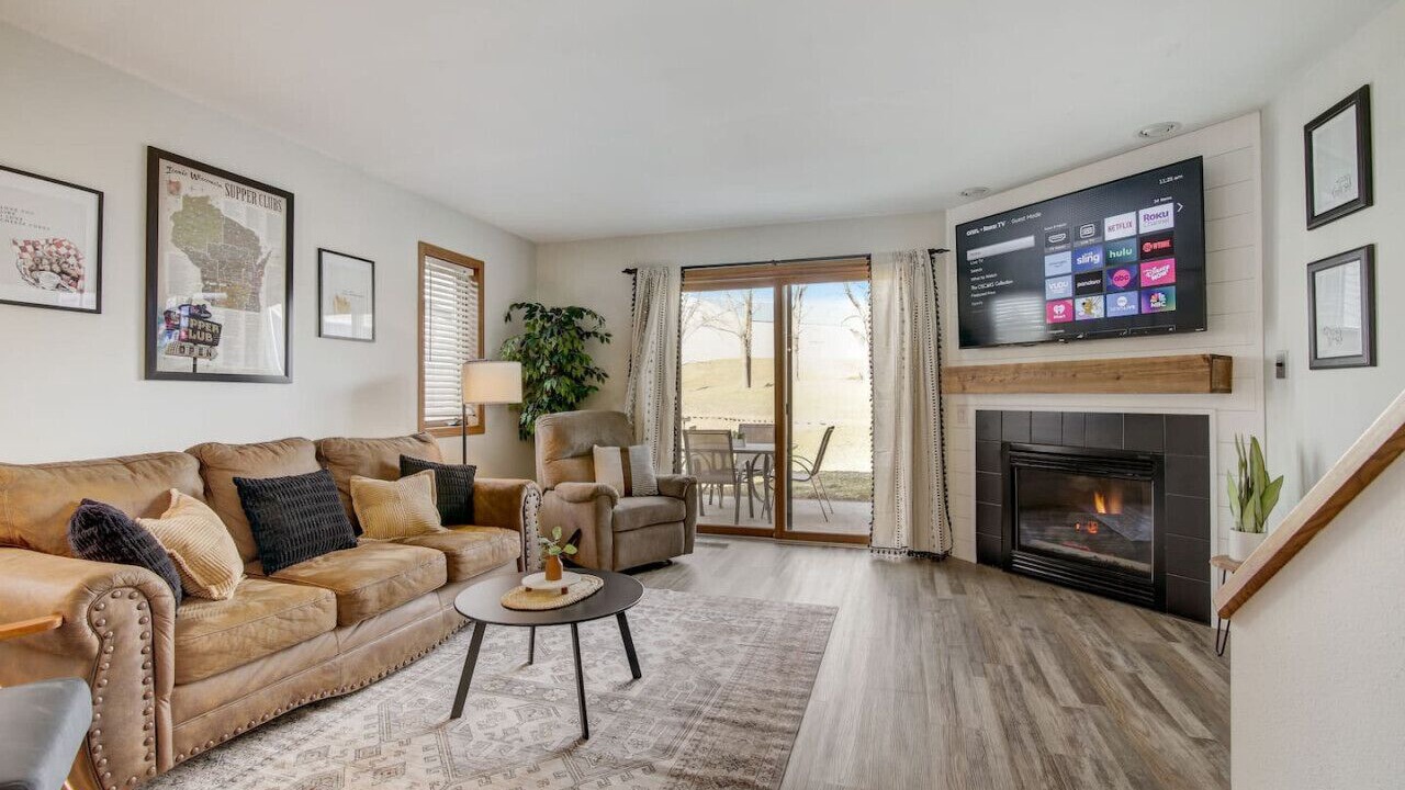 Photo of Bedroom in Lake Delton