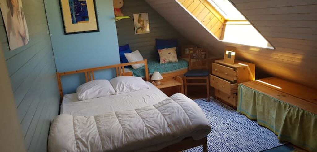 Photo of Bedroom in Quemeneven