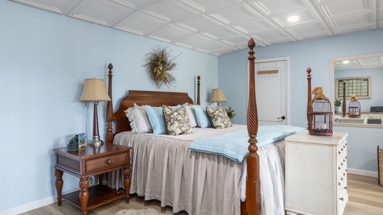 Photo of Bedroom in Hayesville