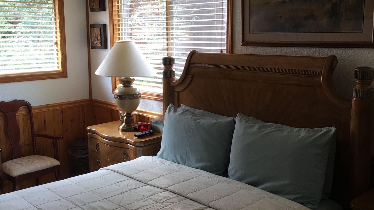 Photo of Bedroom in Cooper Landing