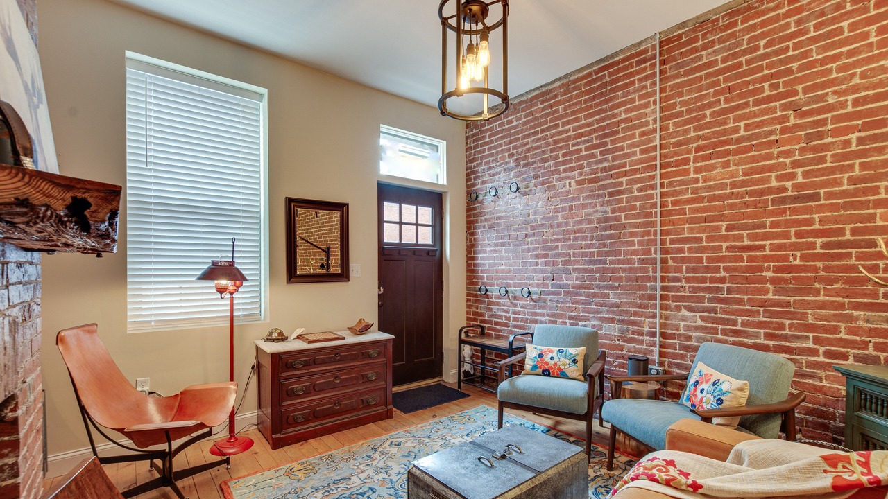 Photo of Bedroom in Lawrenceville