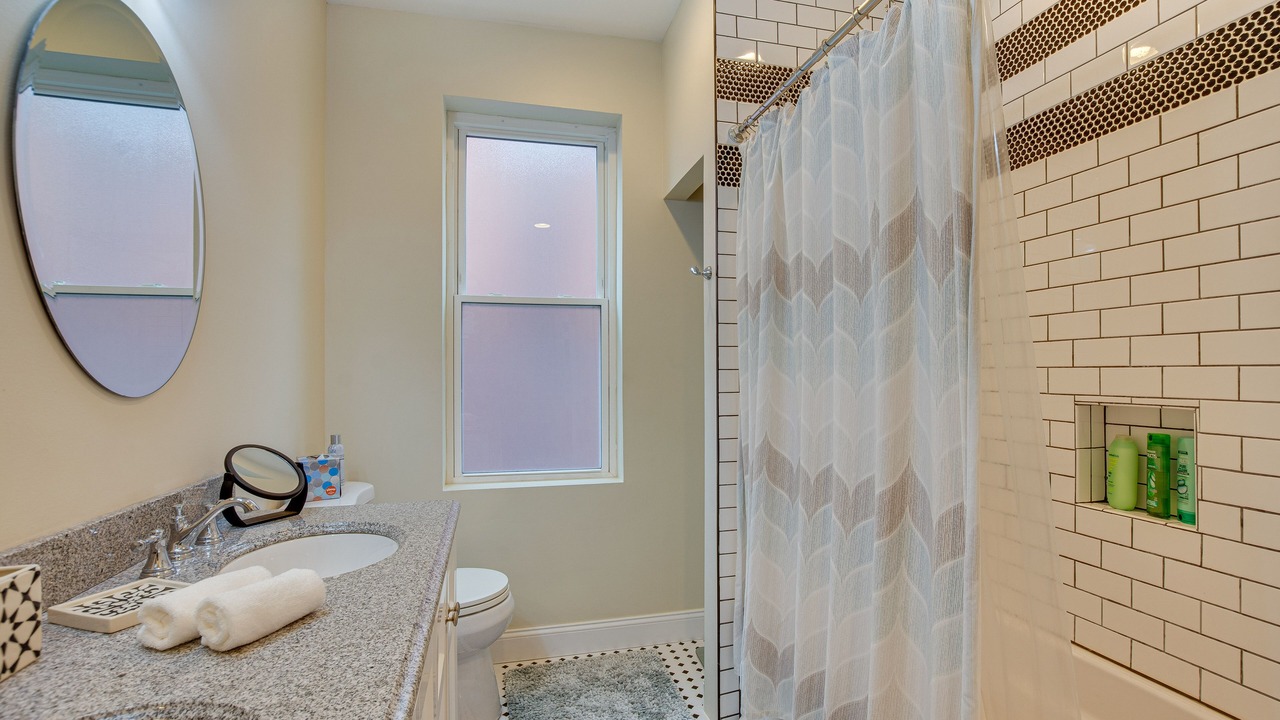 Photo of Bathroom in Lawrenceville