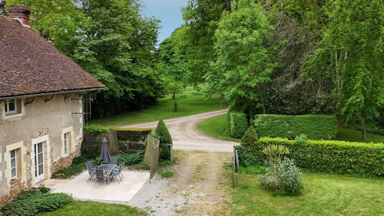 Photo of Outdoor in Saint-Christophe-le-Jajolet