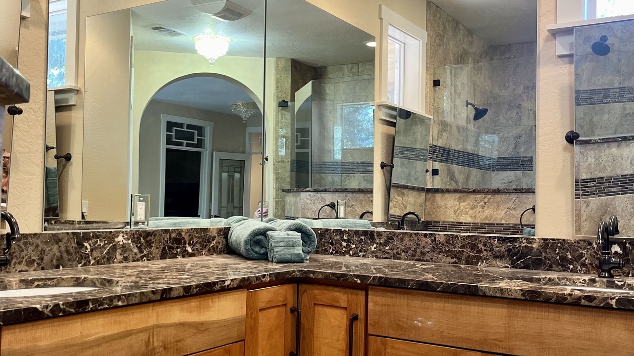 Photo of Bathroom in Trail