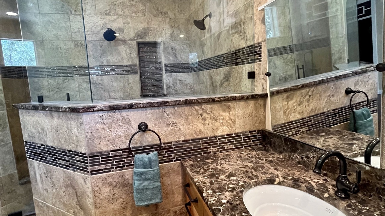 Photo of Bathroom in Trail