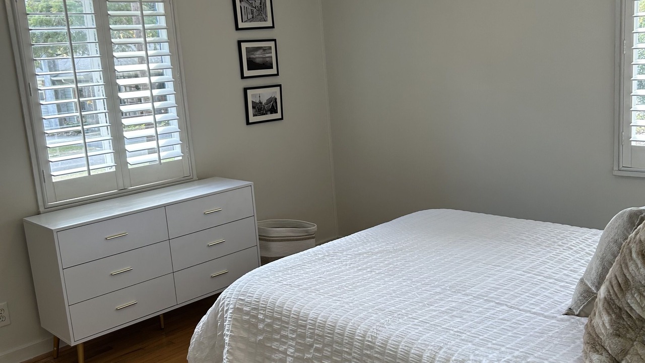 Photo of Bedroom in Crestline Heights