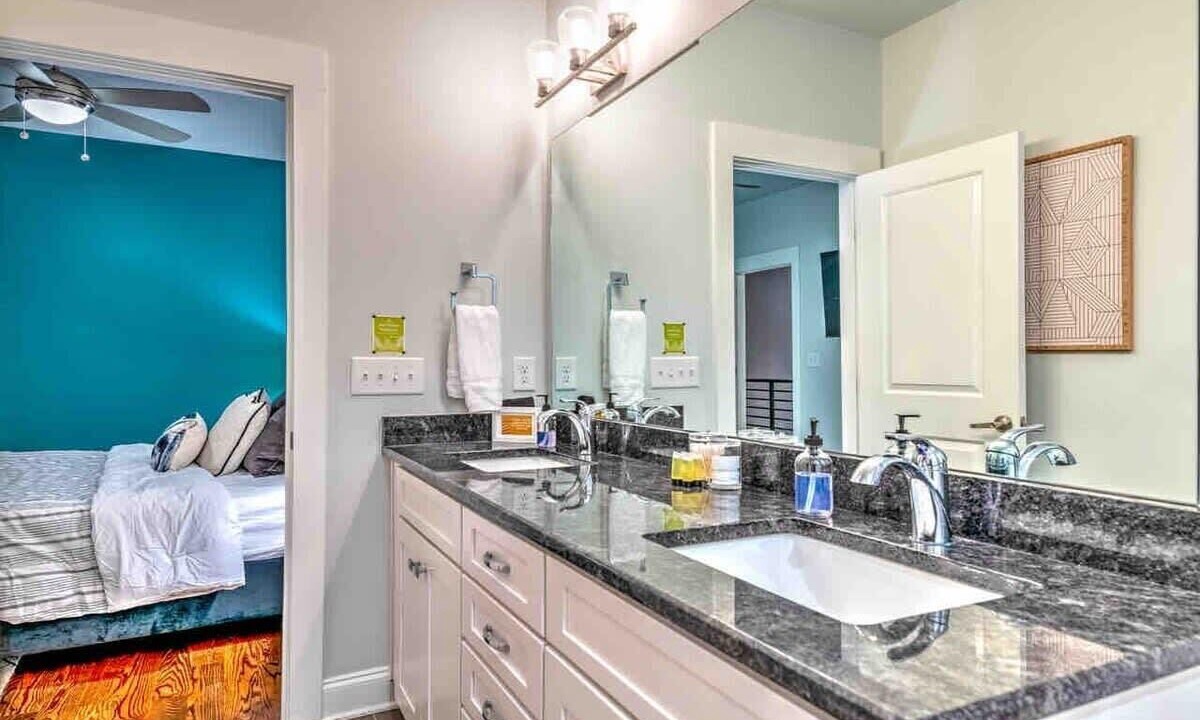 Photo of Bathroom in South Nashville