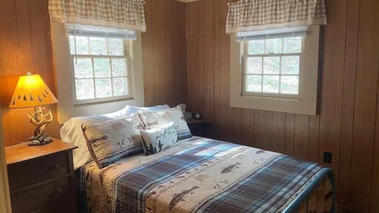 Photo of Bedroom in Dugspur
