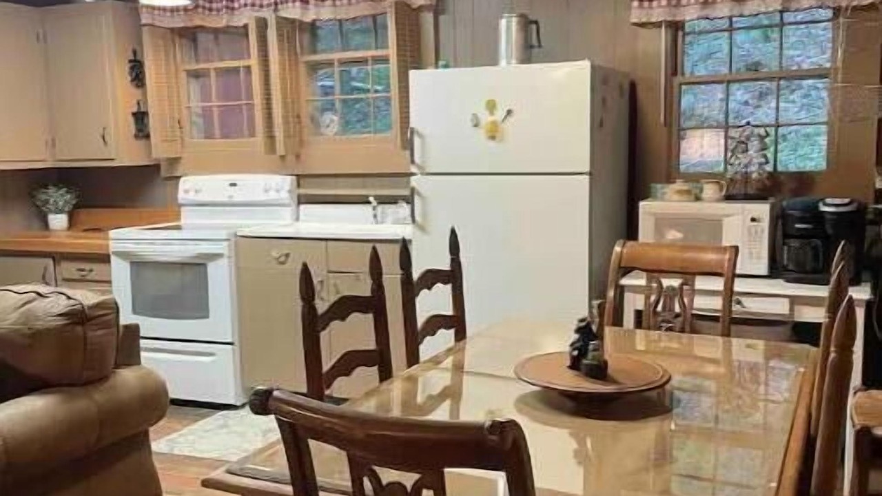 Photo of Kitchen in Dugspur