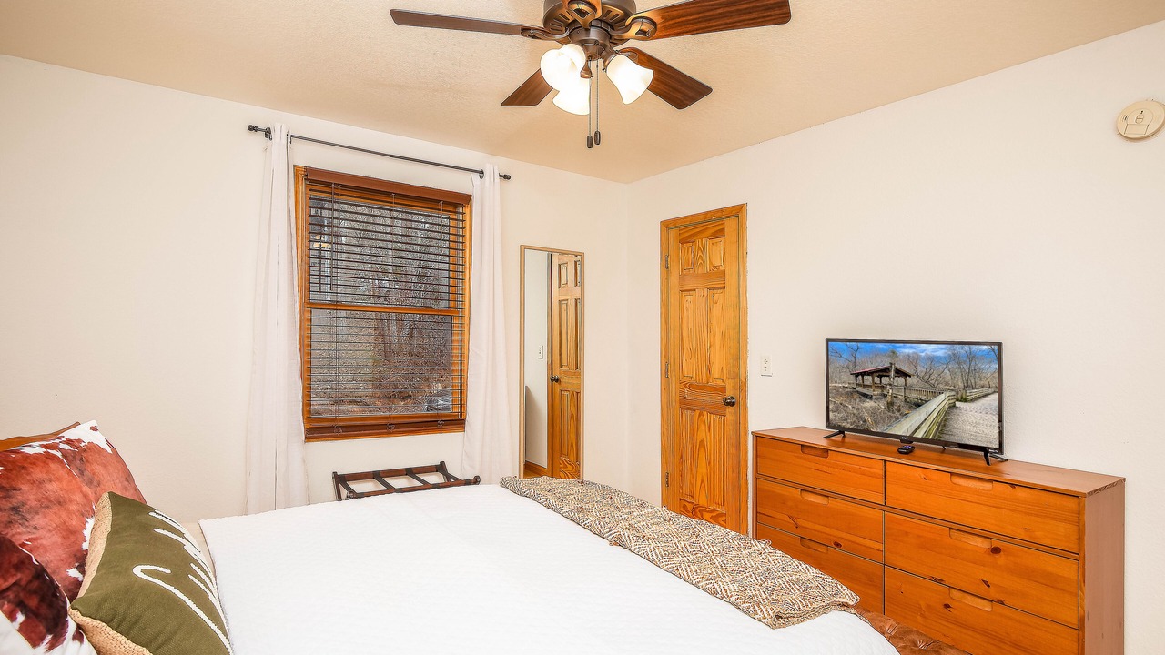 Photo of Bedroom in Murphy