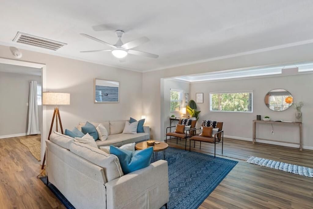 Photo of Bedroom in Tool