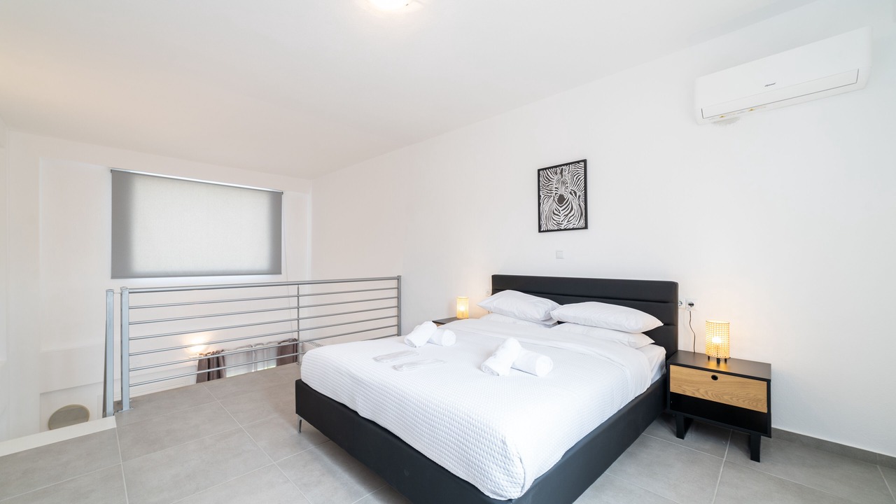 Photo of Bedroom in Paralia Ofryniou