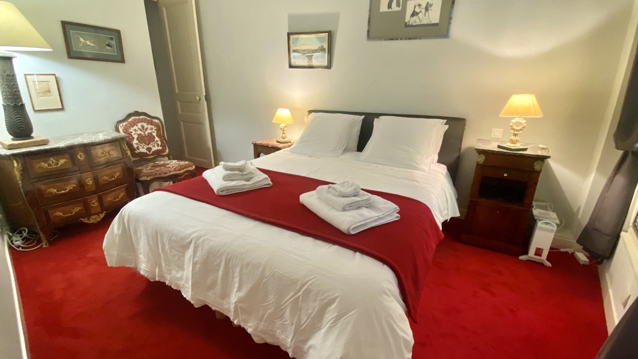 Photo of Bedroom in Quinze-Vingts