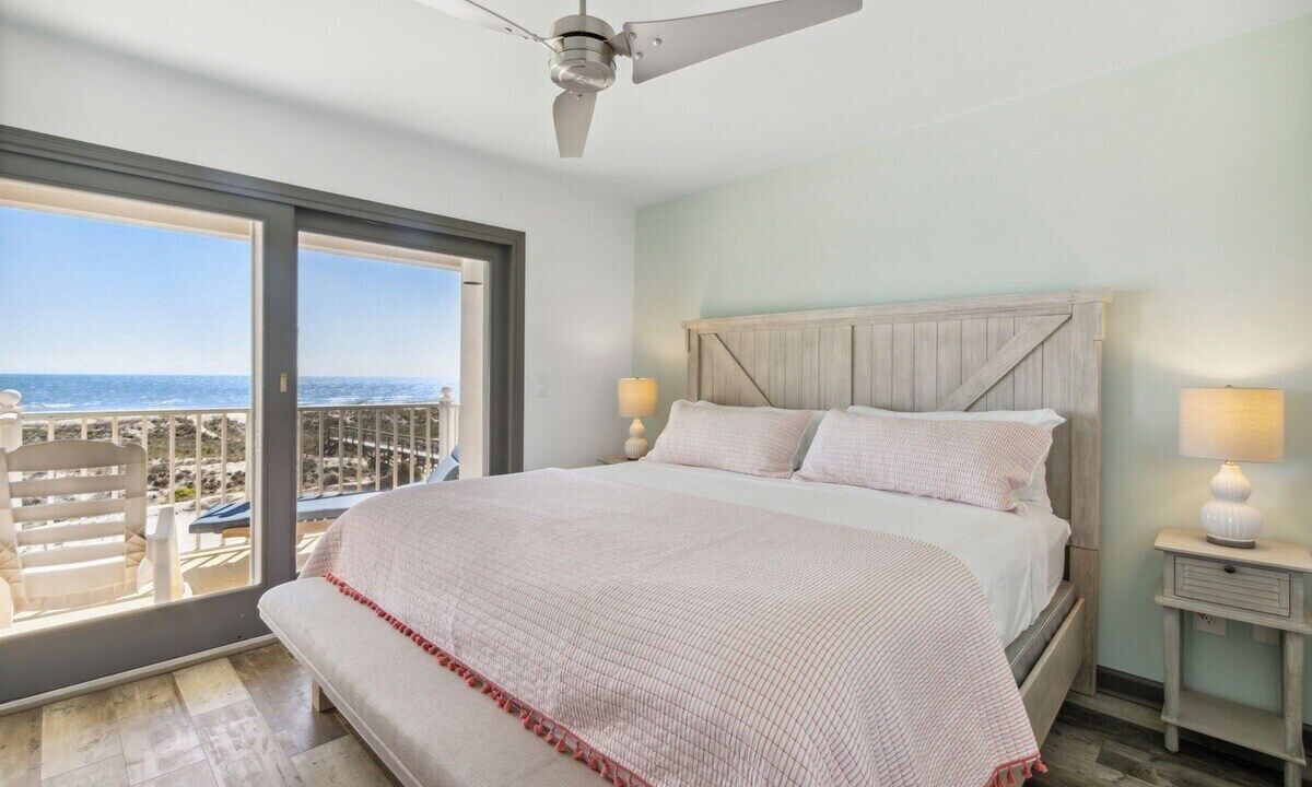 Photo of Patio Balcony in American Beach