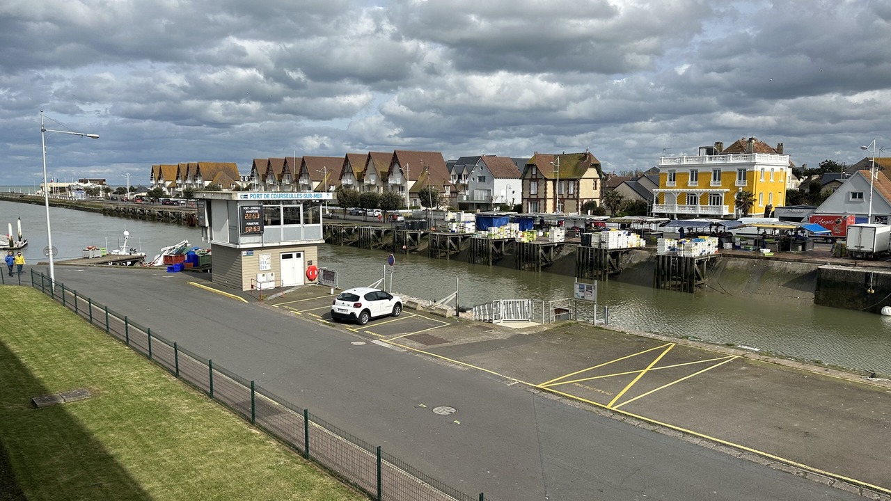 Photo of Others in Courseulles-sur-Mer