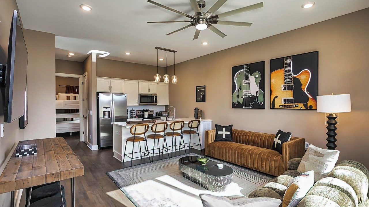 Photo of Livingroom in Hadley - Washington