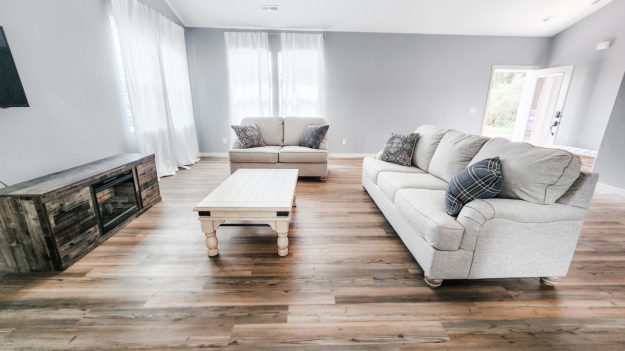 Photo of Livingroom in Shady Cove