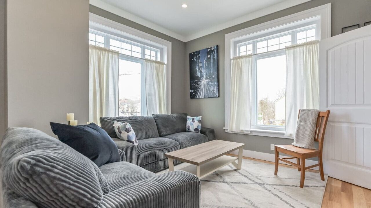 Photo of Livingroom in Elora